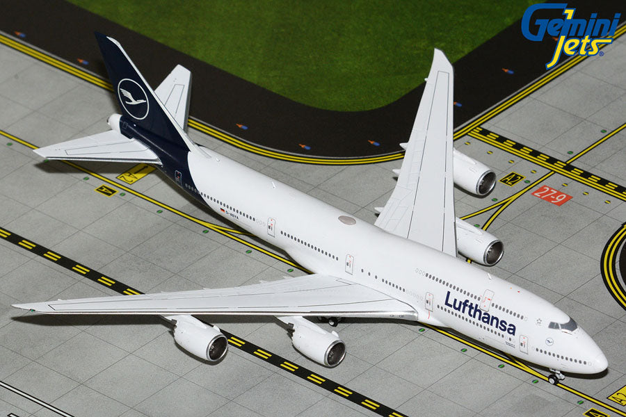 Lufthansa B747-8i – Tuskegee Flyer