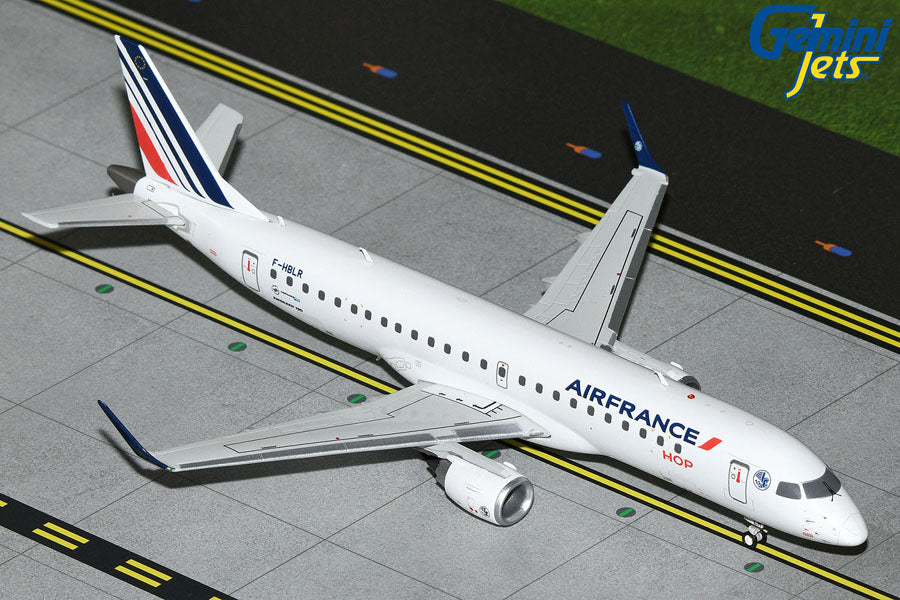 Air France HOP E190-100STD (1:200 scale)