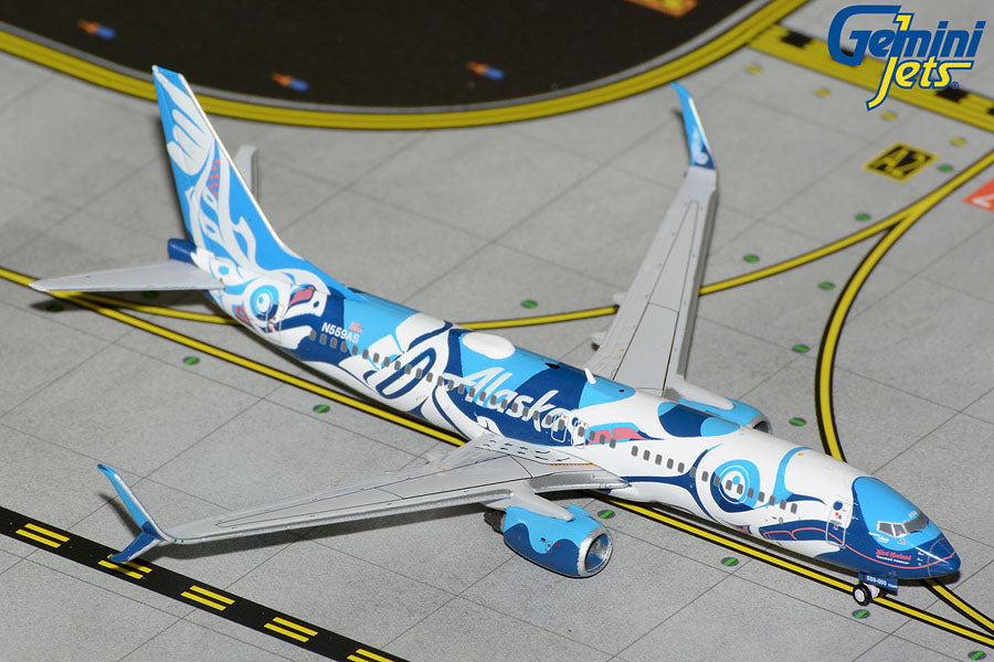 Alaska Airlines B737-800S 