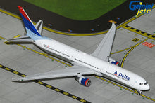 Load image into Gallery viewer, Delta Airlines B767-400ER (Colors in Motion/Wavy Livery)
