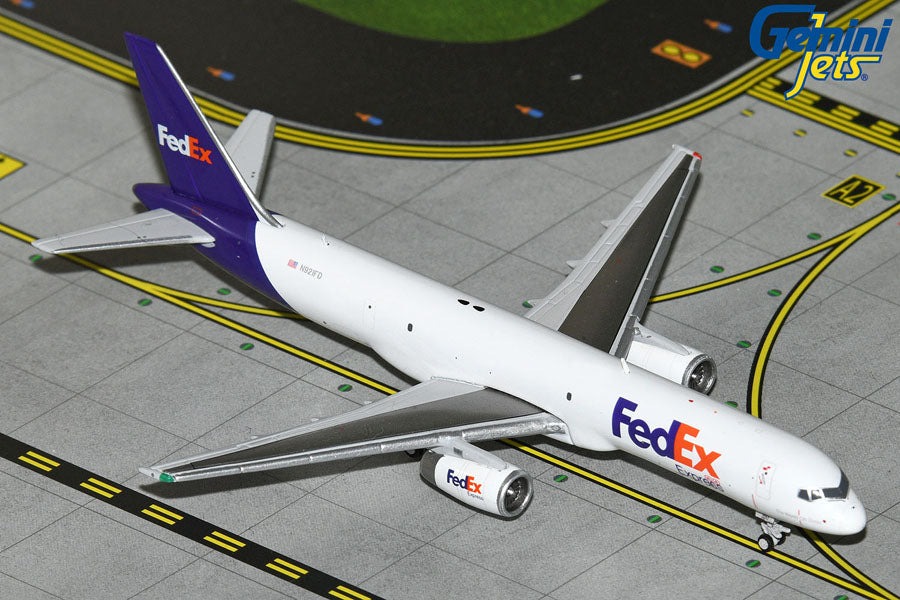 FedEx Express B757-200SF