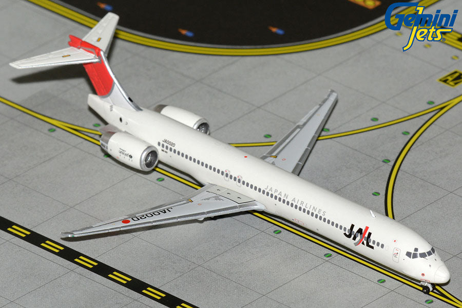 JAPAN AIRLINES MD-90 スケール1:100 JAPAN AIRLINES MD-90 スケール1/100 Japan Airlines Md-90