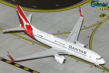 Load image into Gallery viewer, Qantas Airways B737-800S
