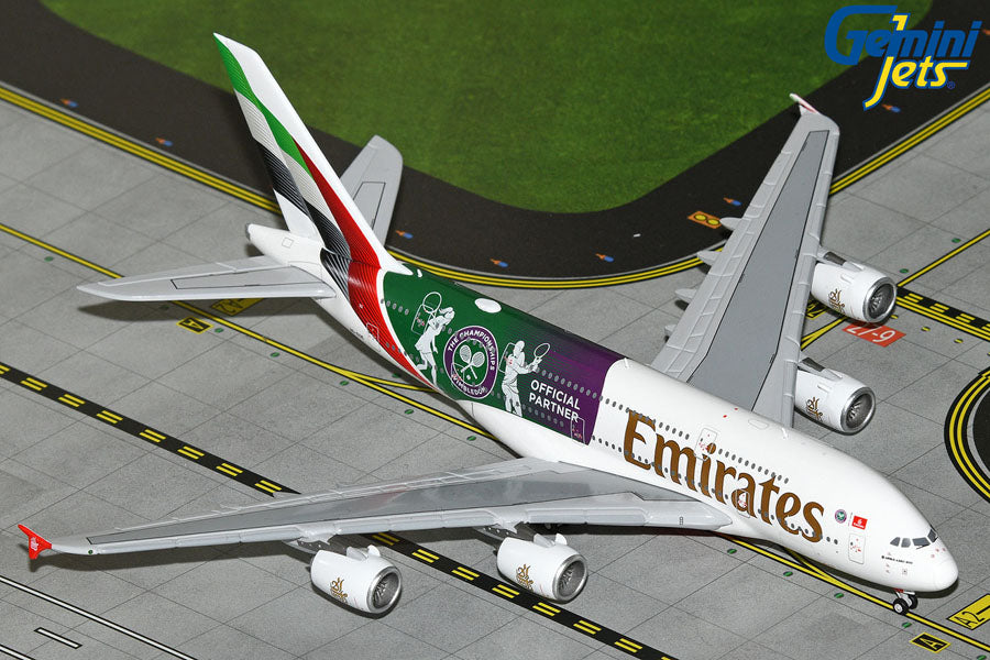 Emirates A380-800 