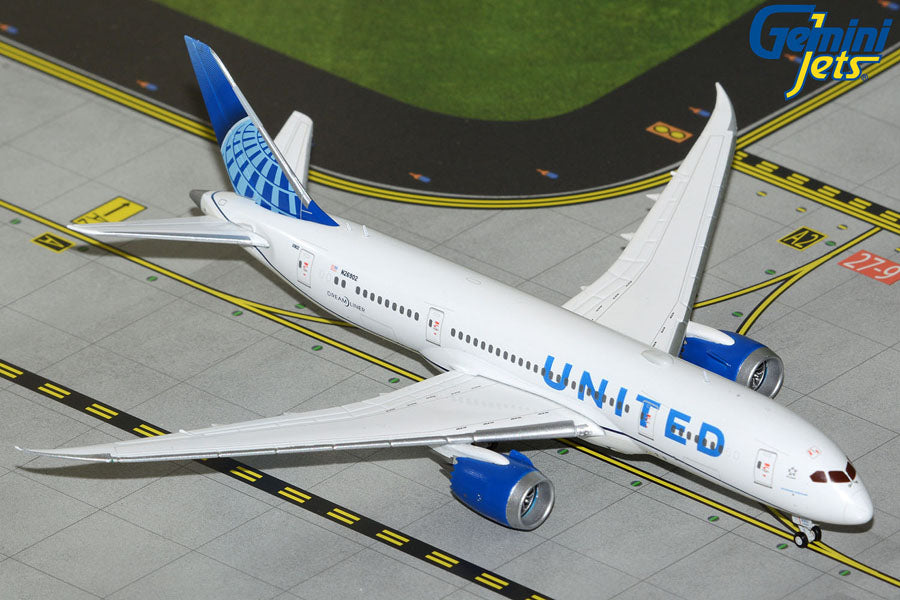 United Airlines B787-8 (Current Livery)