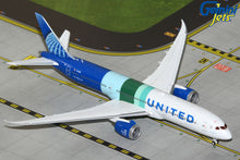 Load image into Gallery viewer, United Airlines B787-9 &quot;The Future Is SAF&quot;
