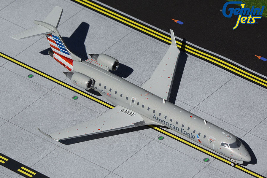 American Eagle CRJ700ER (1:200 scale)