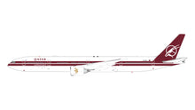 Load image into Gallery viewer, Qatar Airways B777-300ER (25th Anniversaty Retro Livery) (1:200 scale)
