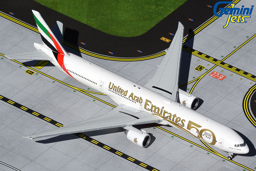 Emirates B777-300ER 